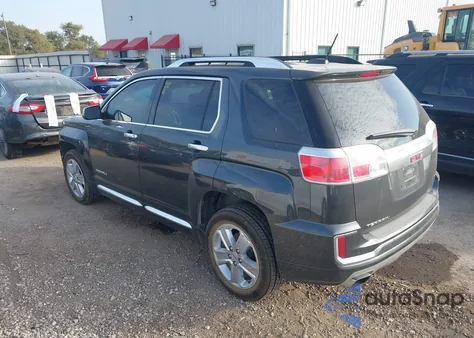 2017 GMC Terrain Denali z USA, uszkodzony, nr VIN 2GKALREK3H6121381
